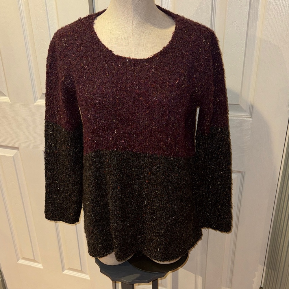 Habitat Women's Sweater - purple and Charcoal --size Medium